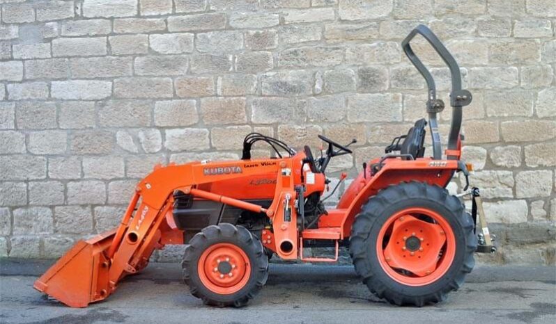 Kubota L 3200 full