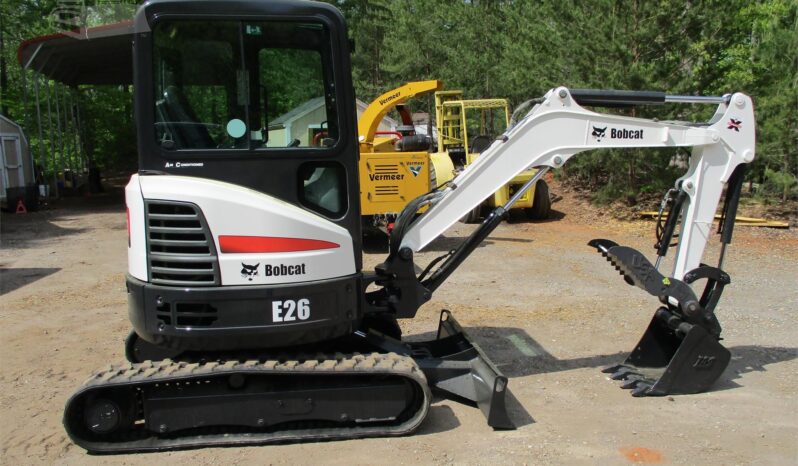 BOBCAT E26 full