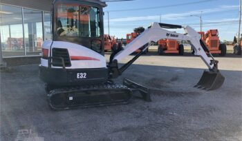 BOBCAT E32M full