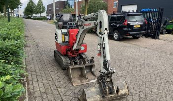 2017 Takeuchi TB210R full